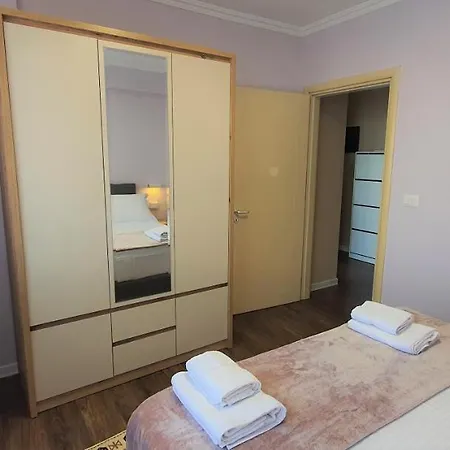 Bora Garden Apartman Tirana