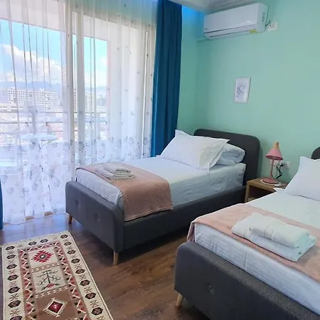 Bora Garden Apartament *